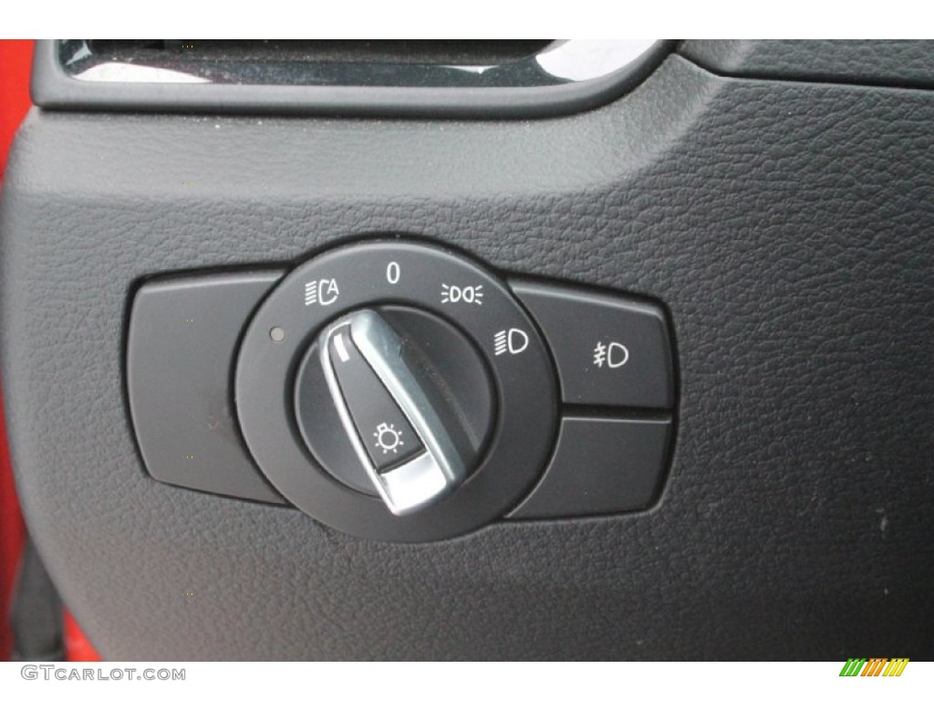 2013 BMW X1 xDrive 35i Controls Photo #103109027