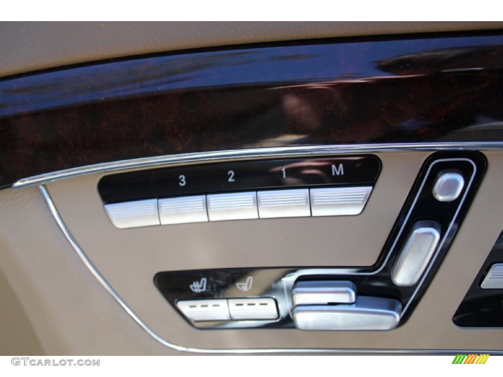 2013 Mercedes-Benz S 550 4Matic Sedan Controls Photos