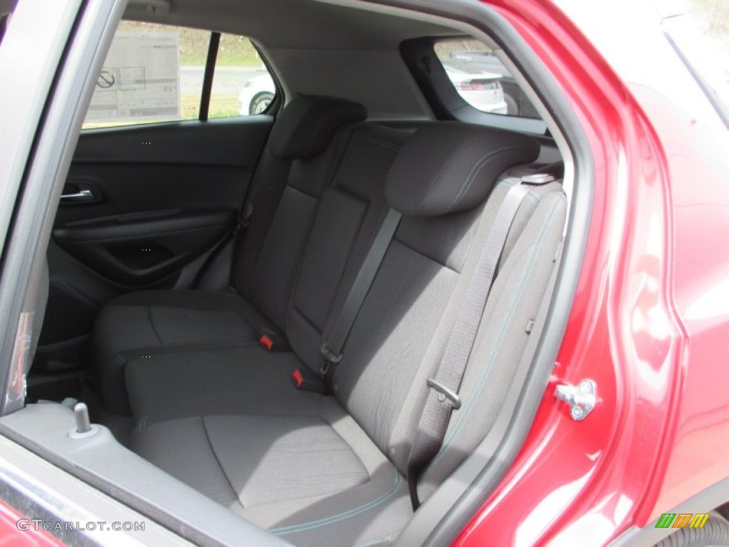 2015 Trax LT - Ruby Red Metallic / Jet Black photo #13