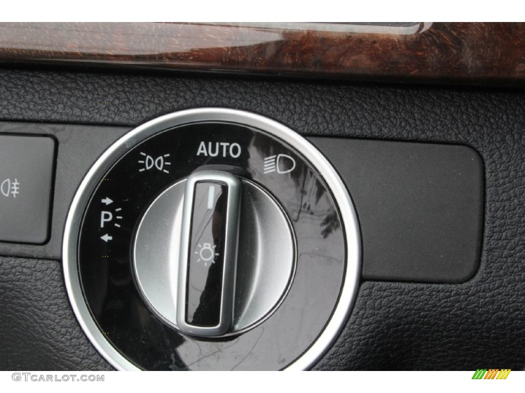 2012 Mercedes-Benz E 350 4Matic Sedan Controls Photo #103118665
