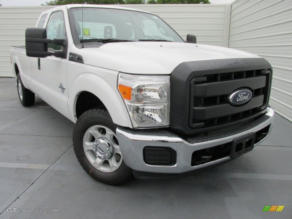 Oxford White 2015 Ford F250 Super Duty XL Super Cab Exterior Photo #103122209