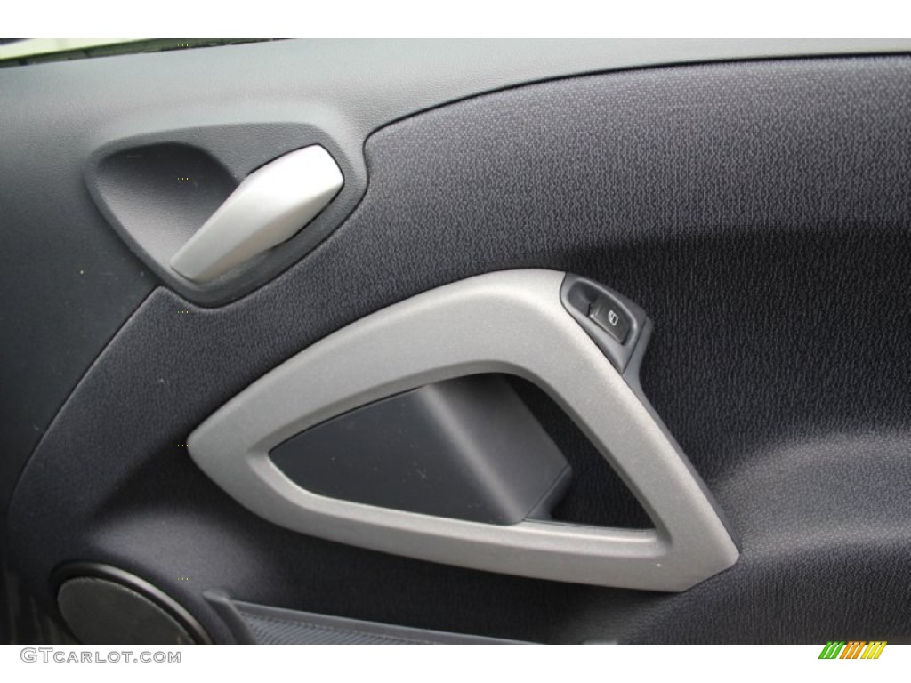 2012 fortwo passion coupe - Deep Black / Black Leather photo #15