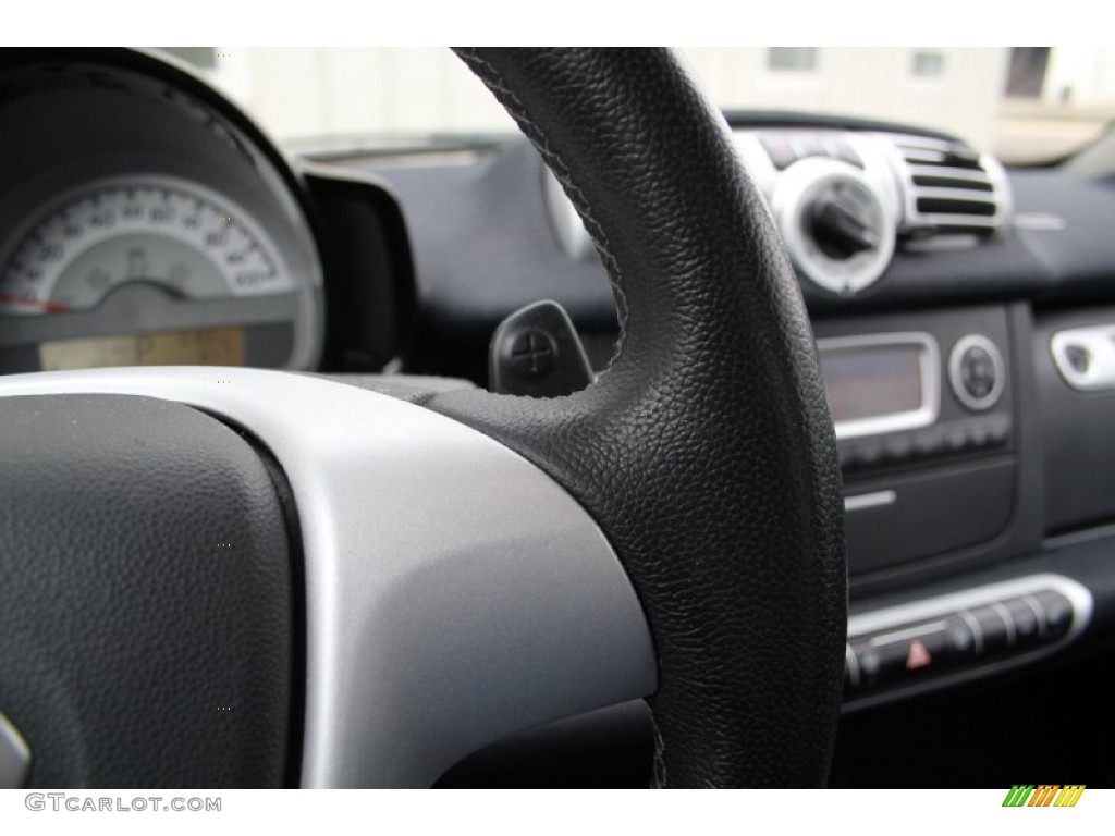 2012 fortwo passion coupe - Deep Black / Black Leather photo #23