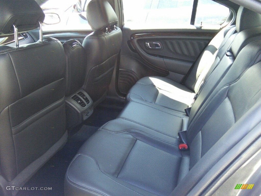 2015 Taurus Limited - Magnetic Metallic / Charcoal Black photo #16