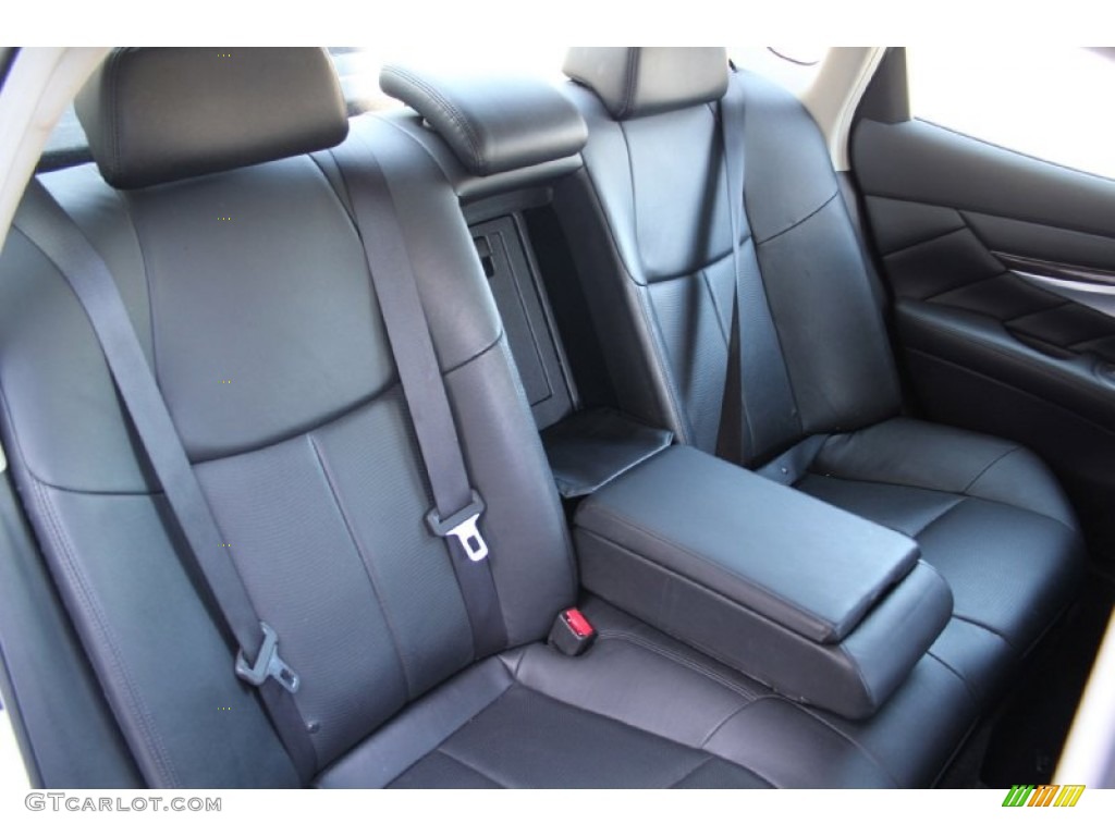 2014 Q70 3.7 AWD - Liquid Platinum / Graphite photo #15