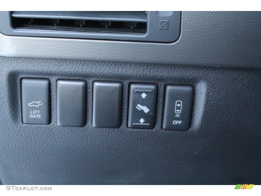 2012 Armada SV 4WD - Galaxy Black / Charcoal photo #15