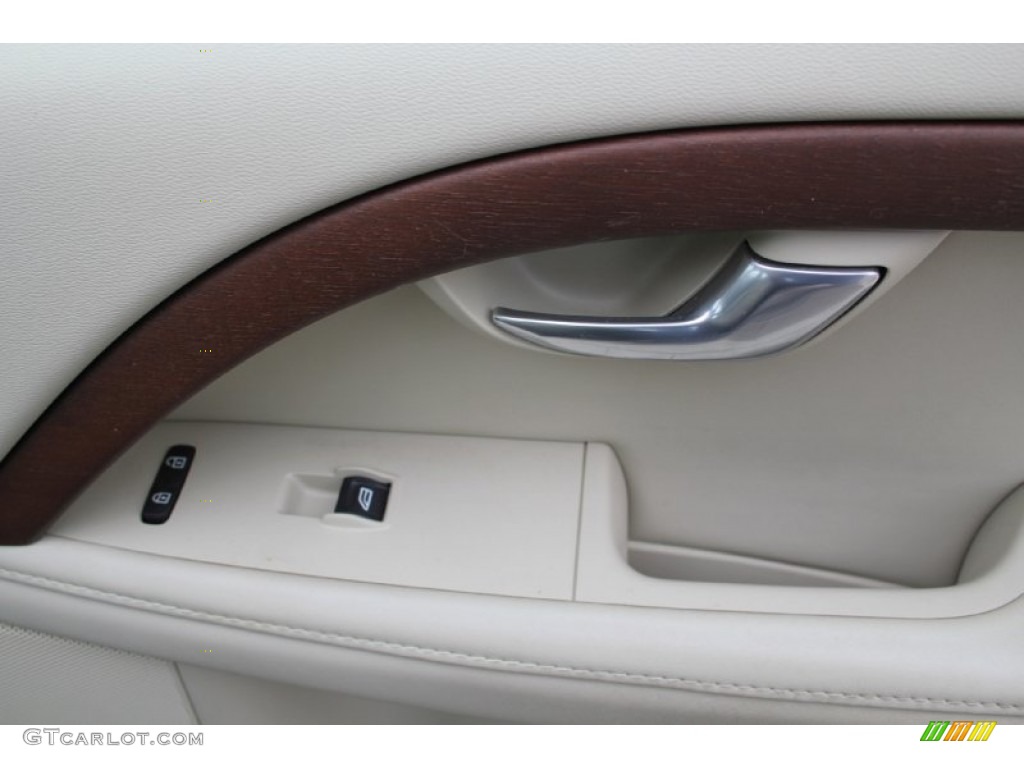 2010 S80 3.2 - Black / Sandstone photo #28