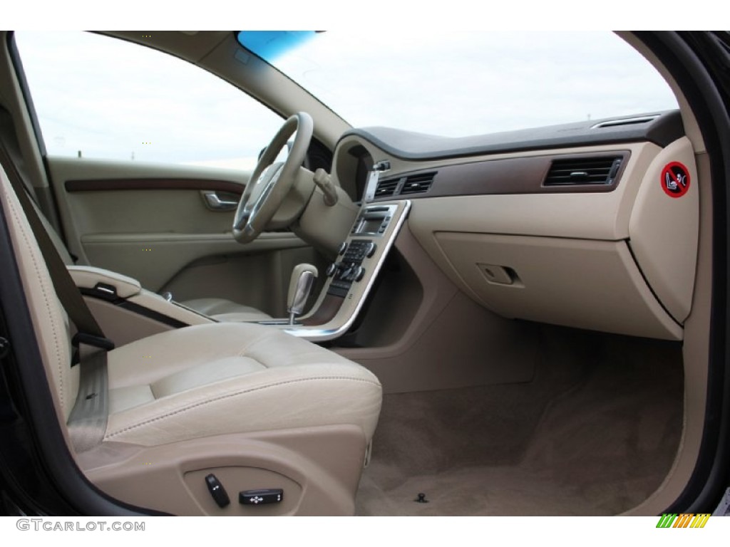 2010 S80 3.2 - Black / Sandstone photo #29