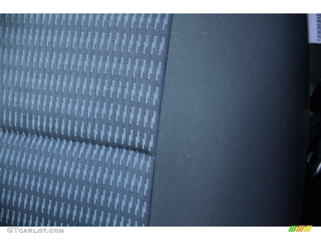 2013 Lancer ES - Wicked White Metallic / Black photo #19