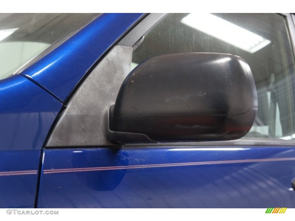 2002 RAV4 4WD - Spectra Blue Mica / Gray photo #57