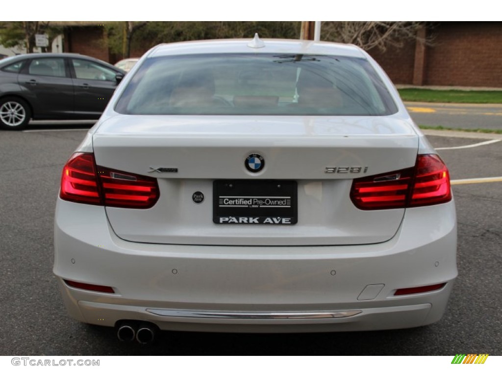 2013 3 Series 328i xDrive Sedan - Mineral White Metallic / Saddle Brown photo #4
