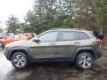 ECO Green Pearl - Cherokee Trailhawk 4x4 Photo No. 2