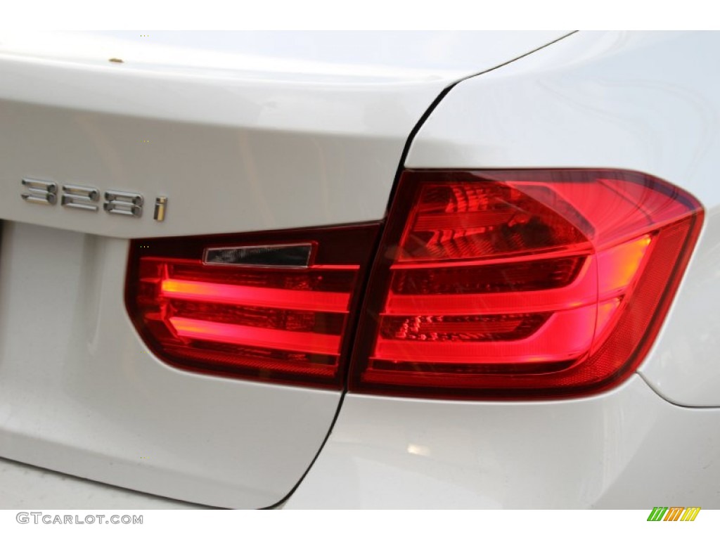 2013 3 Series 328i xDrive Sedan - Mineral White Metallic / Saddle Brown photo #24