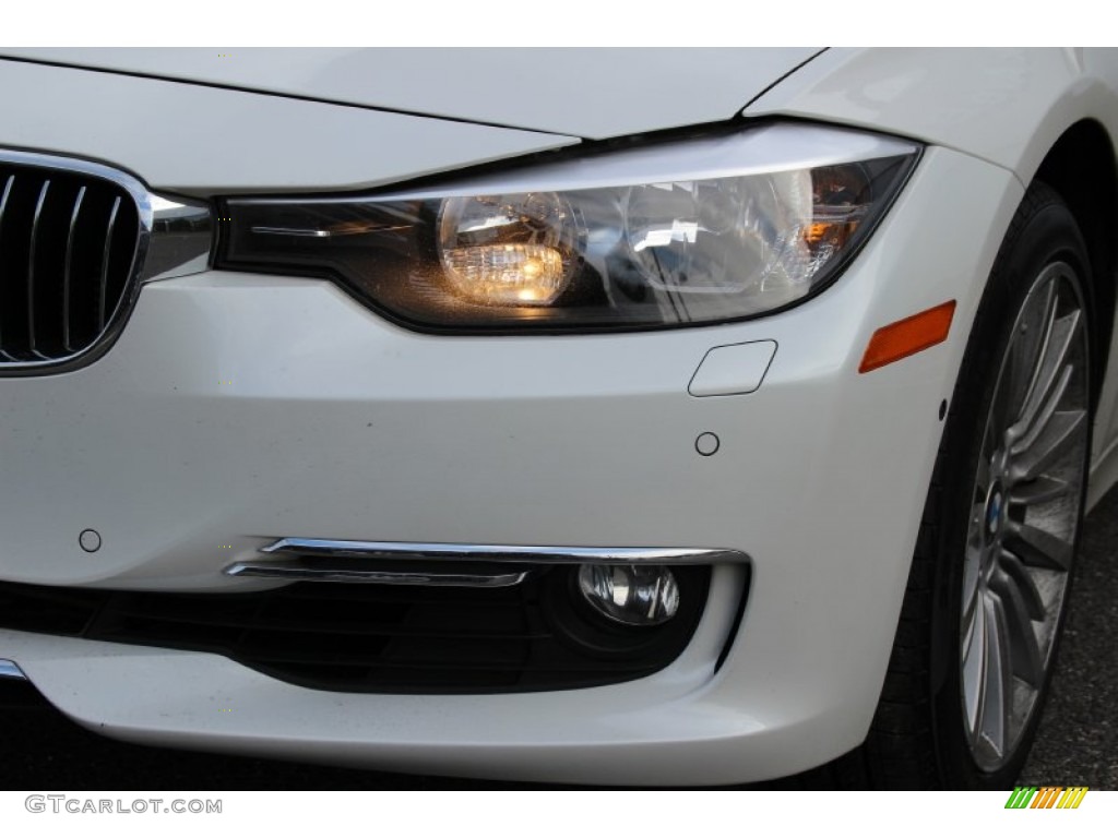2013 3 Series 328i xDrive Sedan - Mineral White Metallic / Saddle Brown photo #32