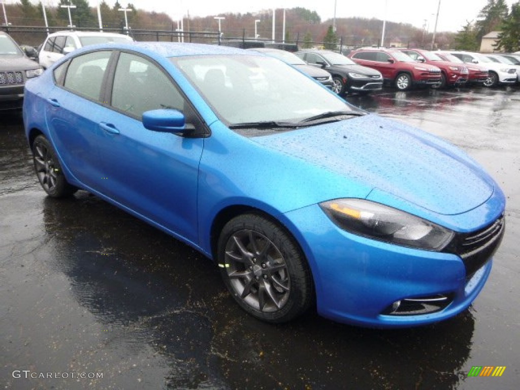 2015 Dart SXT - Laser Blue Pearl / Black/Light Tungsten Accent Stitching photo #9