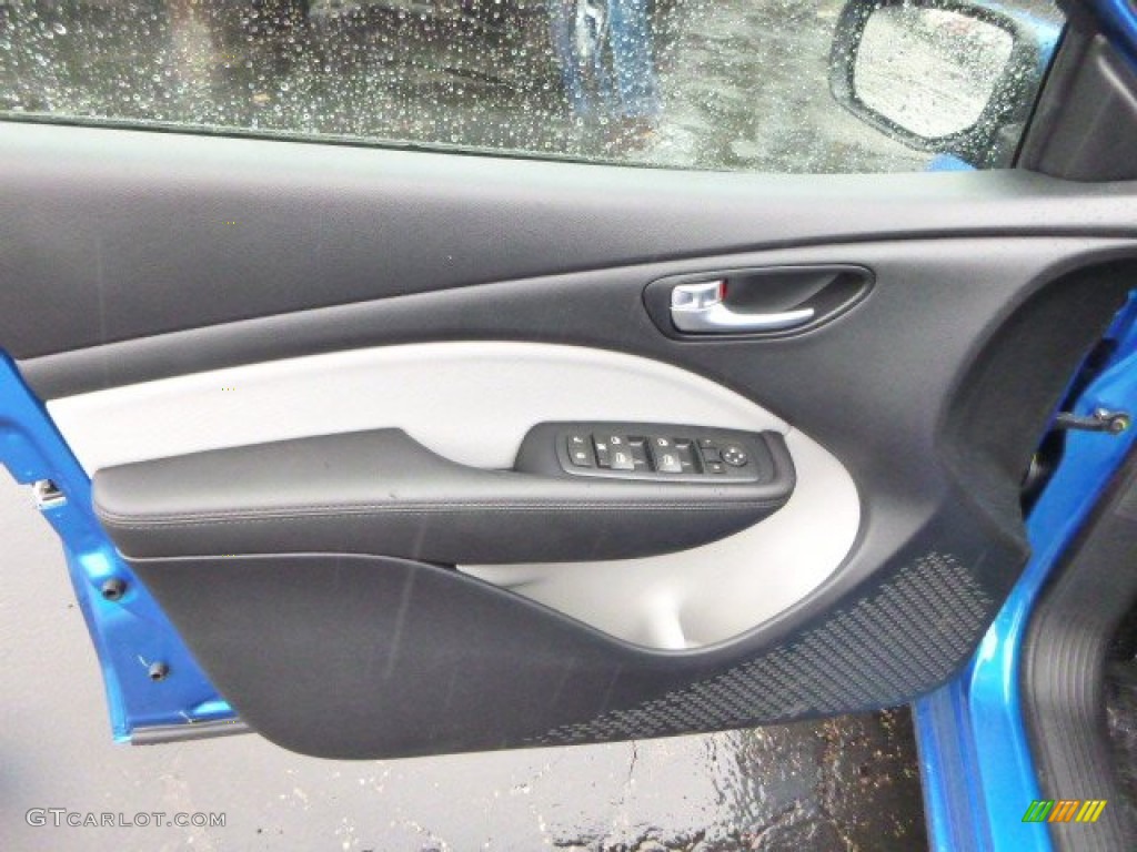2015 Dart SXT - Laser Blue Pearl / Black/Light Tungsten Accent Stitching photo #14