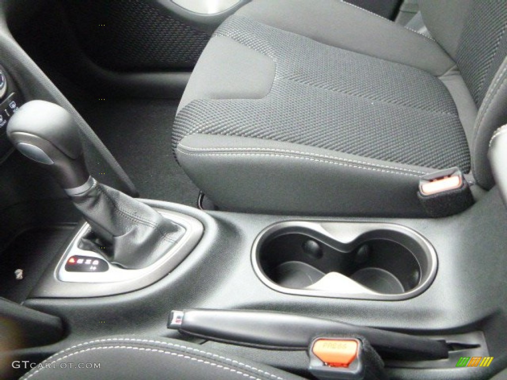 2015 Dart SXT - Laser Blue Pearl / Black/Light Tungsten Accent Stitching photo #18