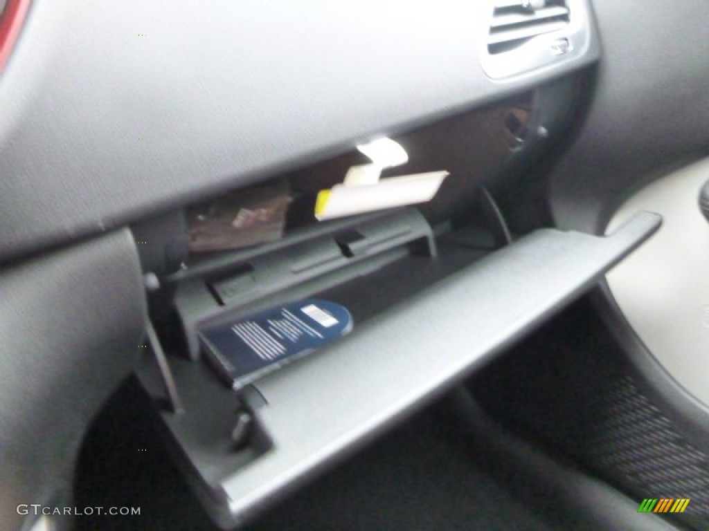 2015 Dart SXT - Laser Blue Pearl / Black/Light Tungsten Accent Stitching photo #19