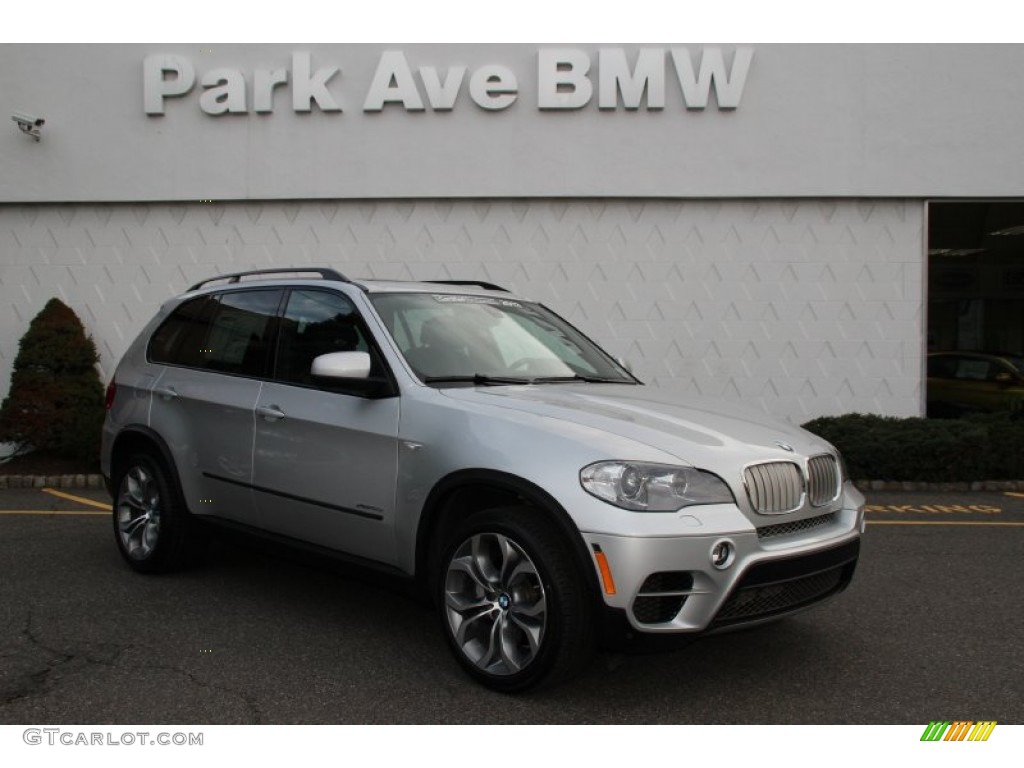 2013 X5 xDrive 50i - Titanium Silver Metallic / Black photo #1