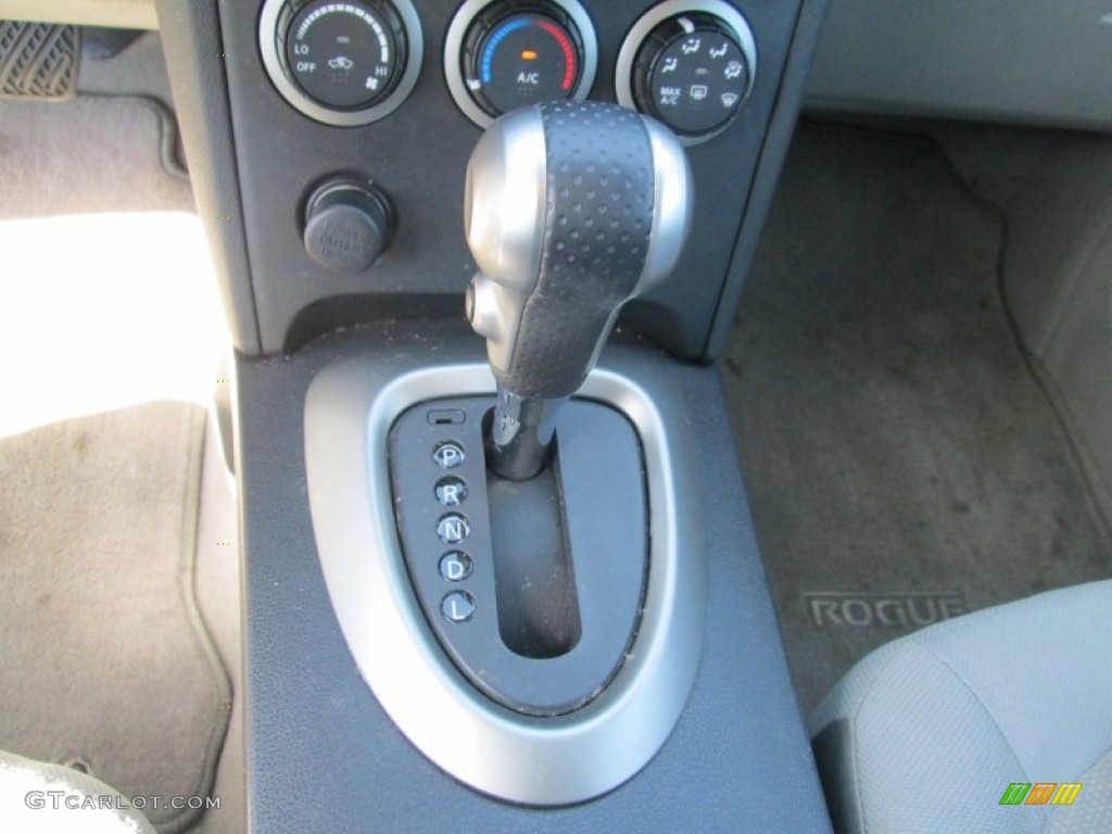 2009 Rogue S AWD - Venom Red / Gray photo #25
