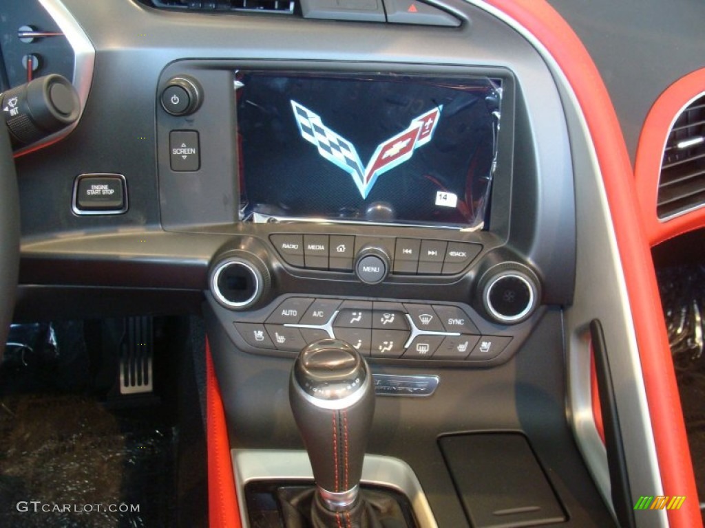 2015 Corvette Stingray Convertible - Arctic White / Adrenaline Red photo #10