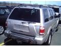 2002 Chrome Silver Metallic Nissan Pathfinder SE 4x4  photo #2