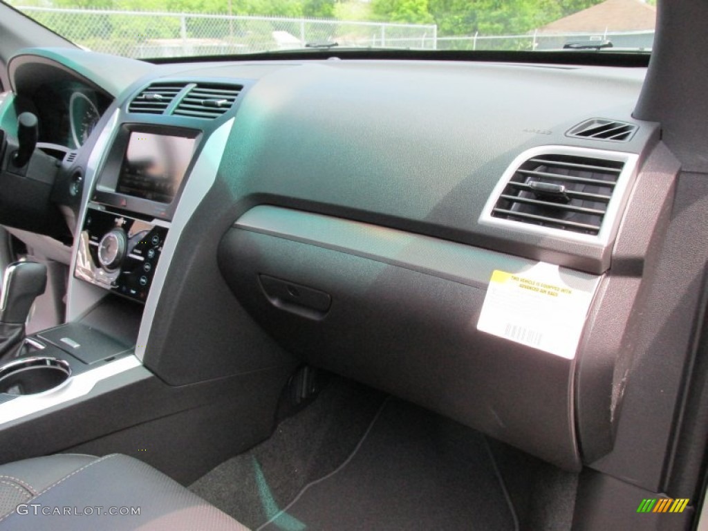2015 Explorer Sport 4WD - Ingot Silver / Sport Charcoal Black photo #15