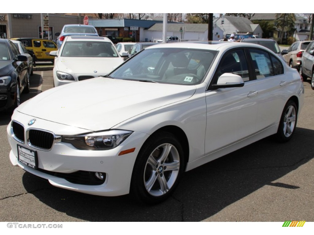 2015 3 Series 328i xDrive Sedan - Alpine White / Black photo #7