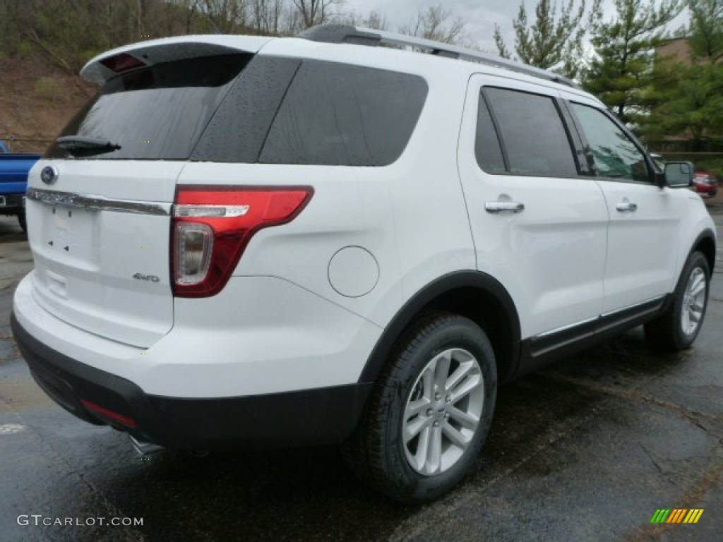 2015 Explorer XLT 4WD - Oxford White / Charcoal Black photo #2