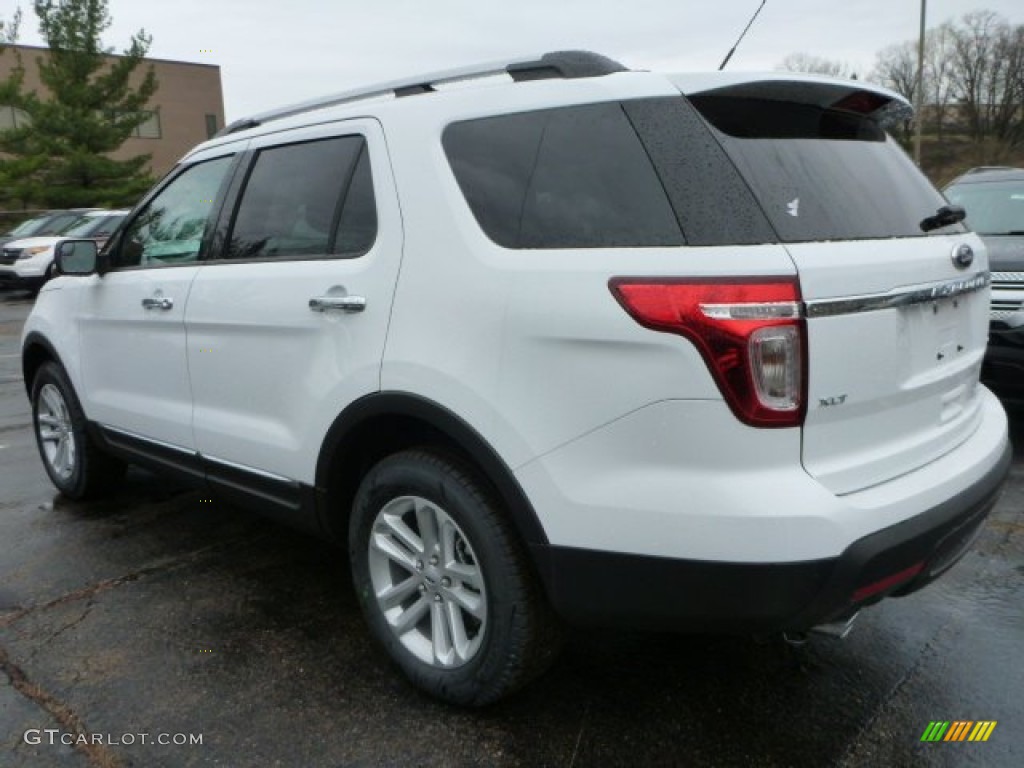 2015 Explorer XLT 4WD - Oxford White / Charcoal Black photo #4