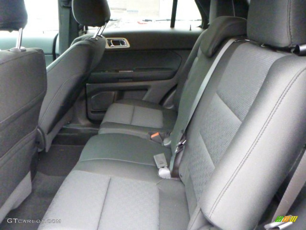 2015 Explorer XLT 4WD - Oxford White / Charcoal Black photo #9