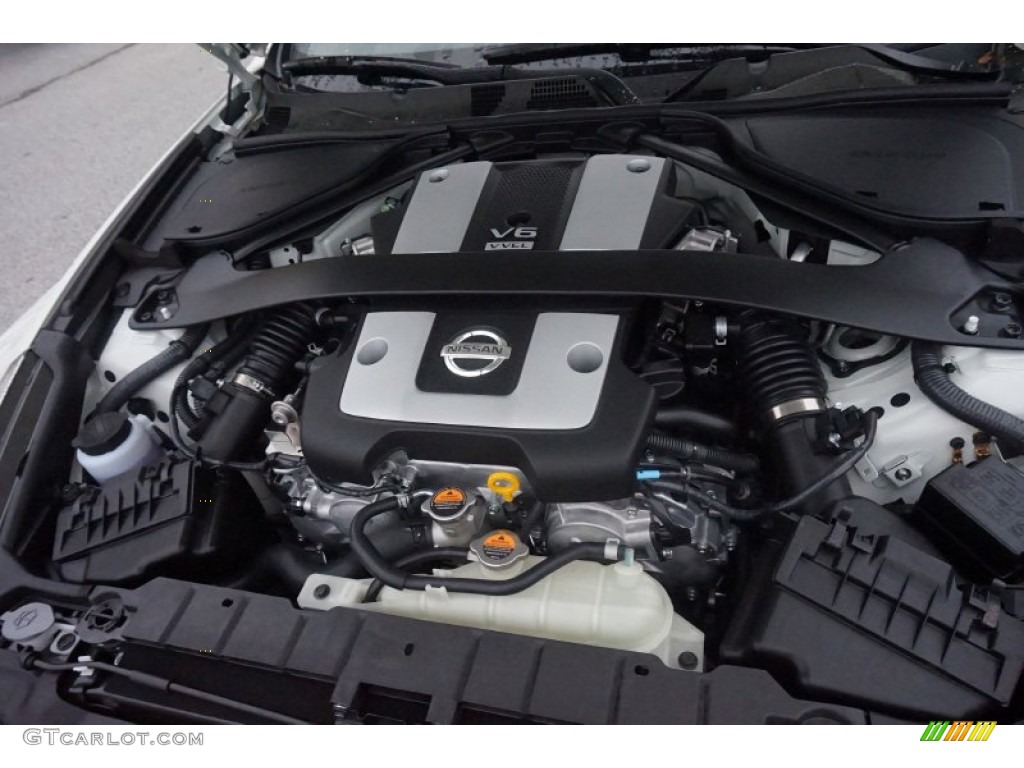 2015 Nissan 370Z Touring Coupe Engine Photos