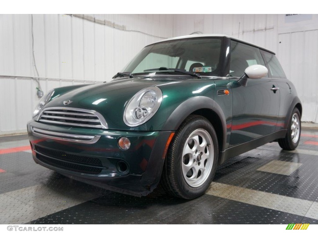 2005 Cooper Hardtop - British Racing Green Metallic / Space Grey/Panther Black photo #3