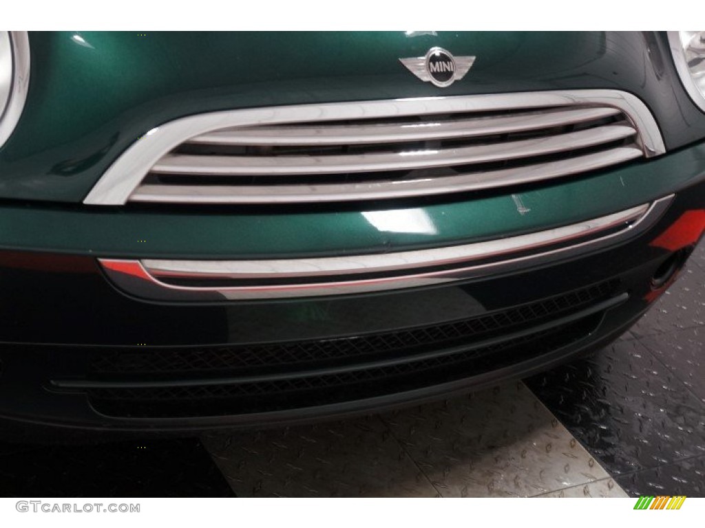 2005 Cooper Hardtop - British Racing Green Metallic / Space Grey/Panther Black photo #31