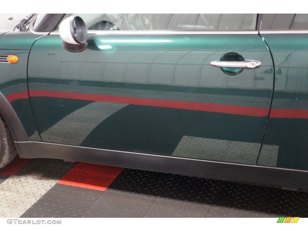 2005 Cooper Hardtop - British Racing Green Metallic / Space Grey/Panther Black photo #49