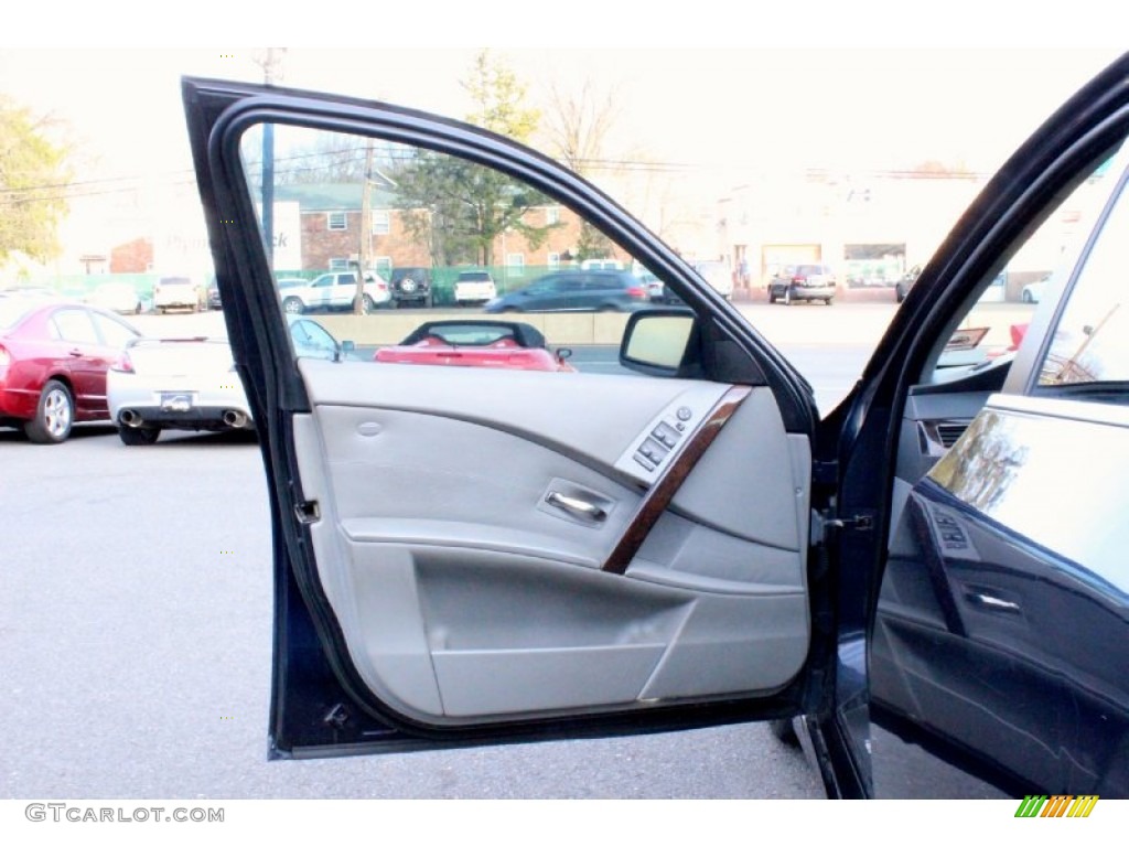 2004 5 Series 530i Sedan - Orient Blue Metallic / Black photo #11