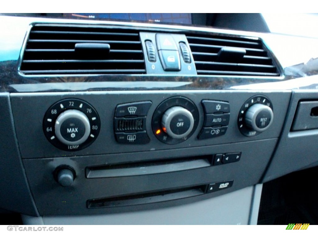 2004 5 Series 530i Sedan - Orient Blue Metallic / Black photo #19