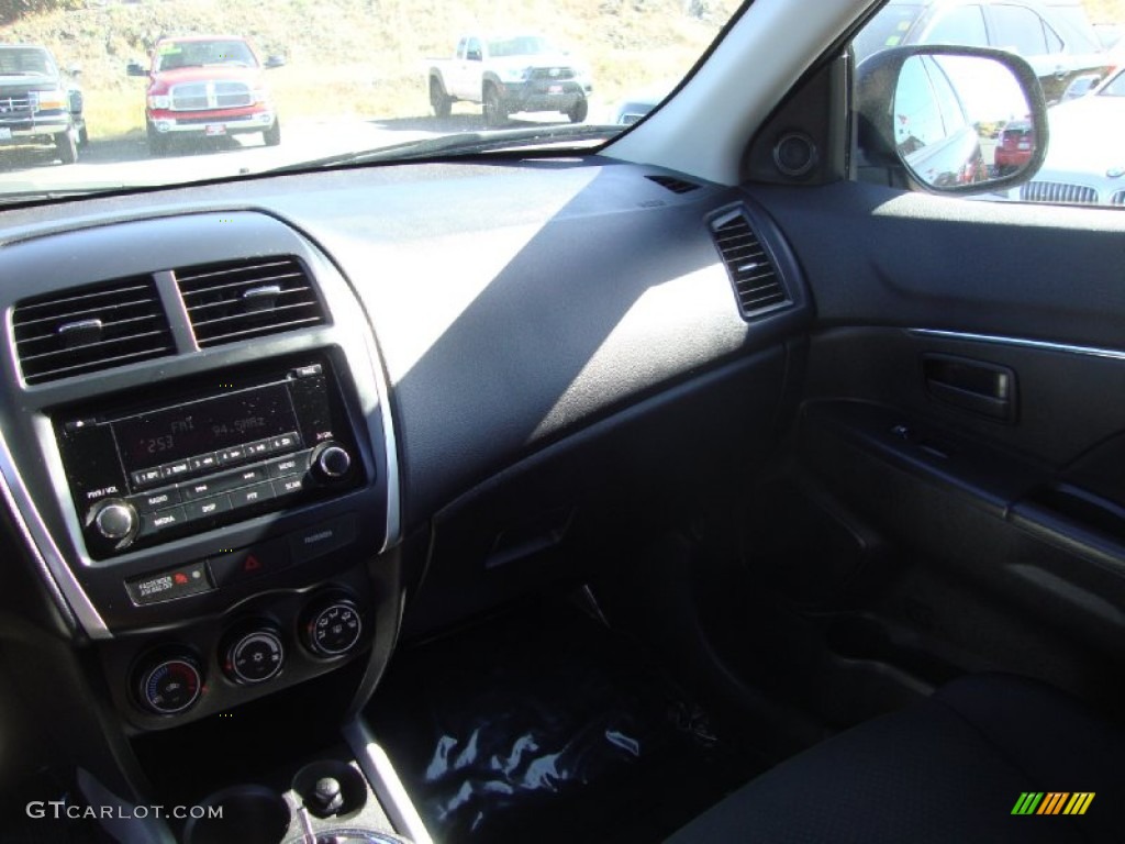 2014 Outlander Sport ES - Labrador Black Pearl / Black photo #15
