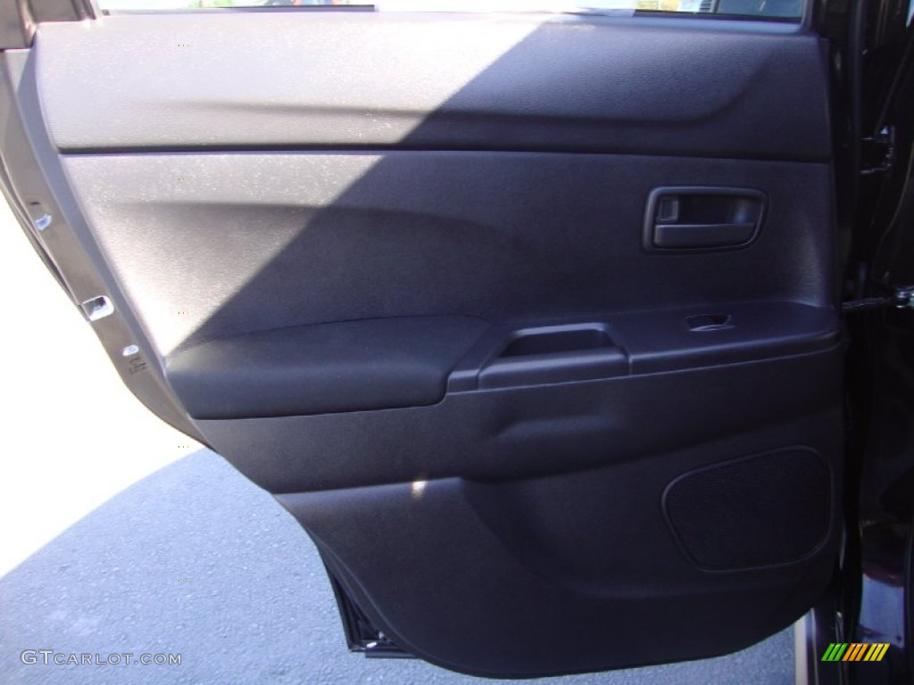 2014 Outlander Sport ES - Labrador Black Pearl / Black photo #23