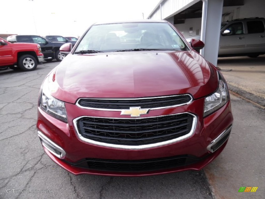 2015 Cruze LT - Siren Red Tintcoat / Cocoa/Light Neutral photo #8