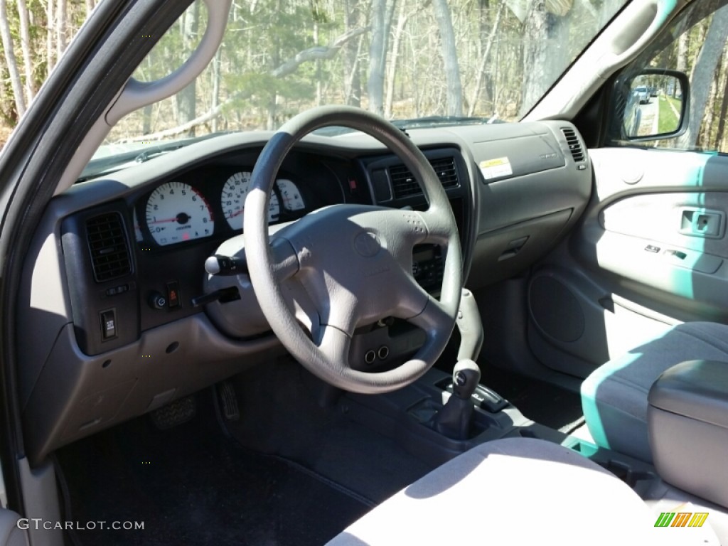 2004 Tacoma V6 Double Cab 4x4 - Lunar Mist Metallic / Charcoal photo #13