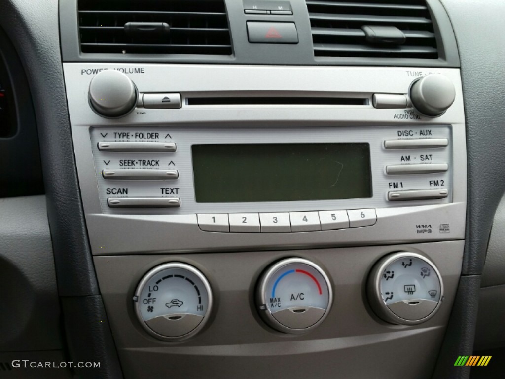 2011 Toyota Camry LE Controls Photo #103195075
