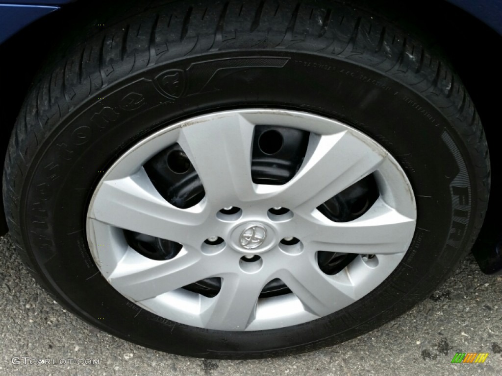 2011 Toyota Camry LE Wheel Photo #103195225
