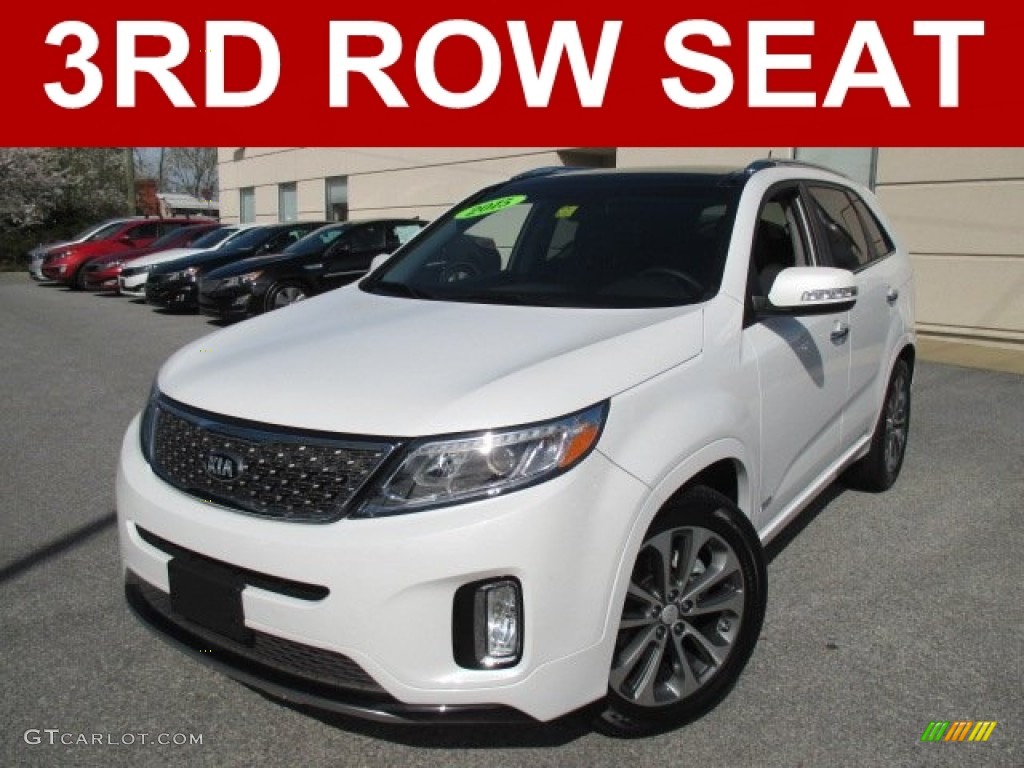 Snow White Pearl Kia Sorento