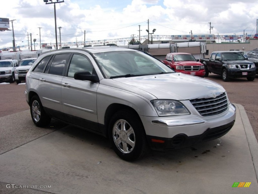 2005 Pacifica Touring - Bright Silver Metallic / Dark Slate Gray photo #7