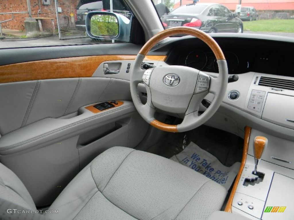 2005 Toyota Avalon Limited Front Seat Photo #103201798