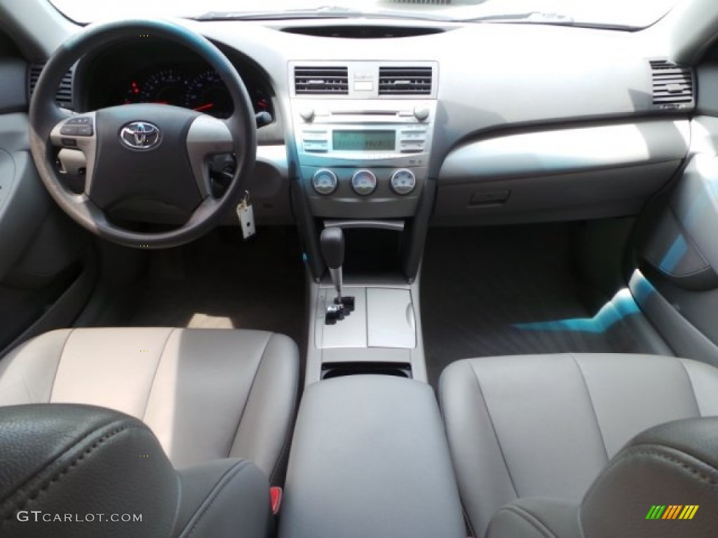 2010 Camry LE - Magnetic Gray Metallic / Ash Gray photo #3