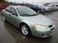 Front 3/4 View of 2004 Stratus SE Sedan