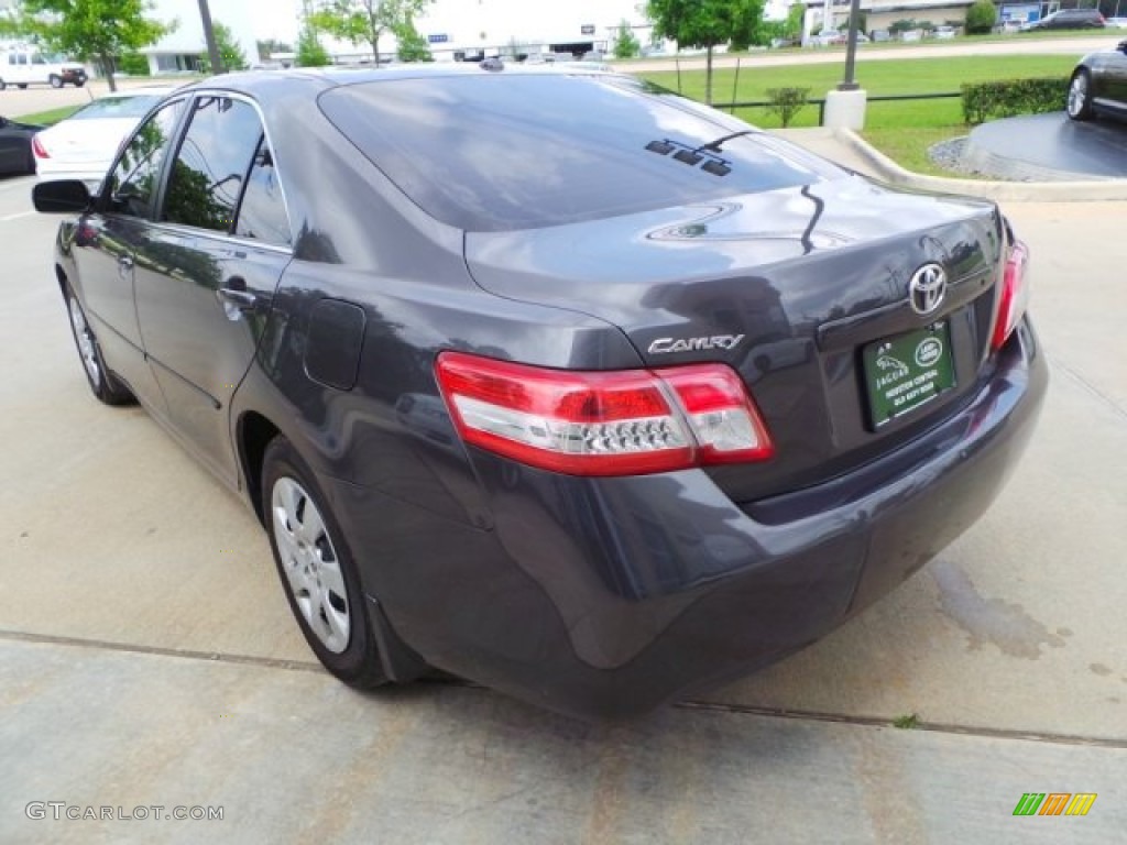2010 Camry LE - Magnetic Gray Metallic / Ash Gray photo #9