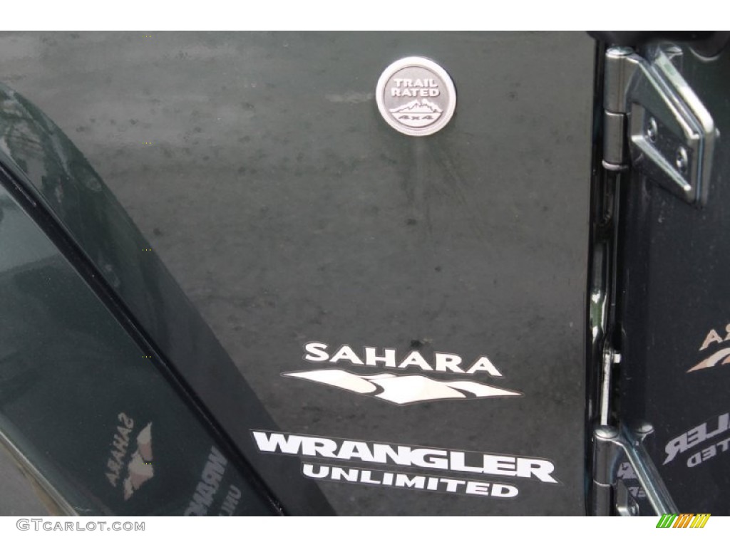 2010 Wrangler Unlimited Sahara 4x4 - Natural Green Pearl / Dark Khaki/Medium Khaki photo #21